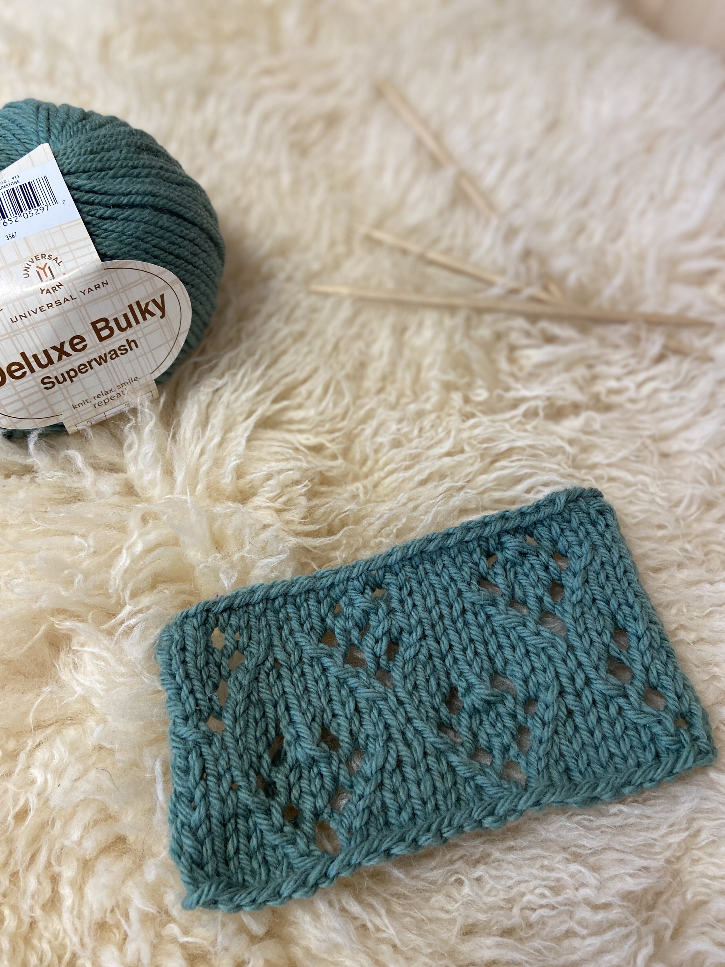Knitting Yarn Review  Universal Yarn Deluxe Bulky — Mother of Purl